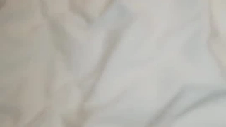 酒壮怂人胆！公厕野战！吞精！旁白还有人上厕所！太激情了！
