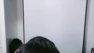 年轻女保姆和年轻男人住一起清纯学妹值得一射可接广告