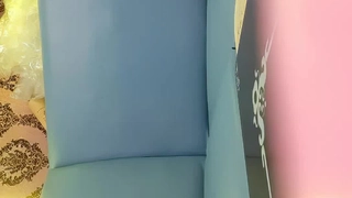 问界新款M7超高颜值美女